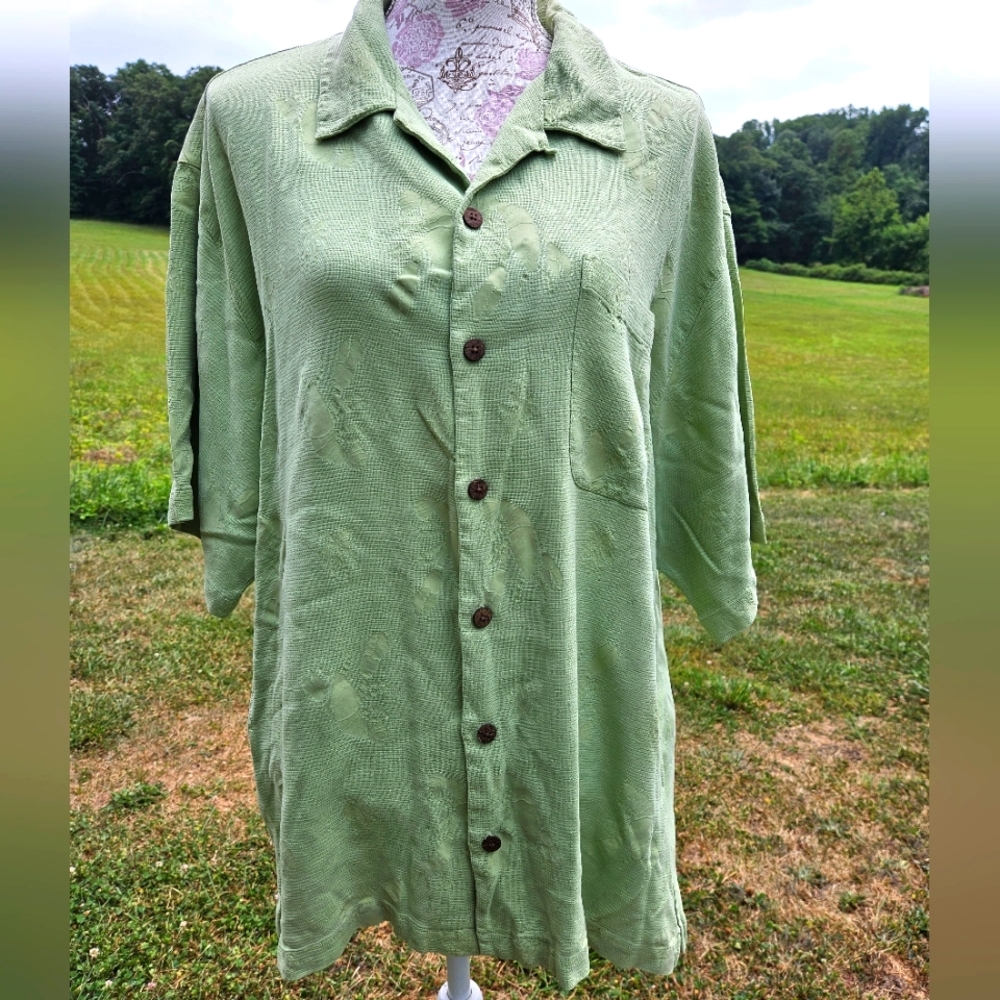 Mens Tommy Bahama Silk button down short sleeves XL shirt